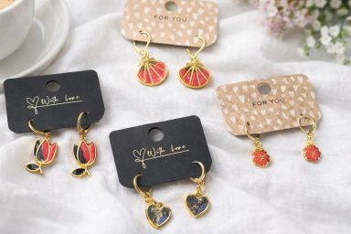 Ohrringe 12 €/Stk.